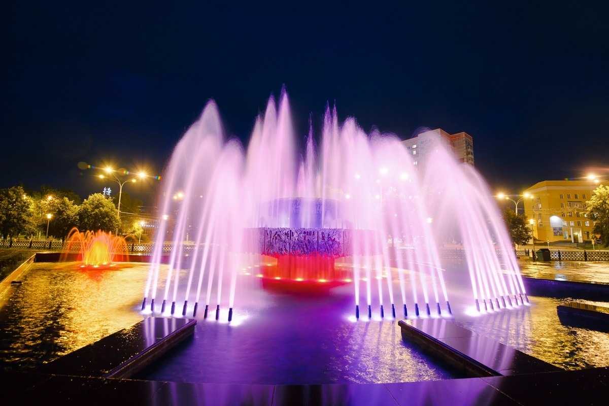 Поющий фонтан в Новокузнецке