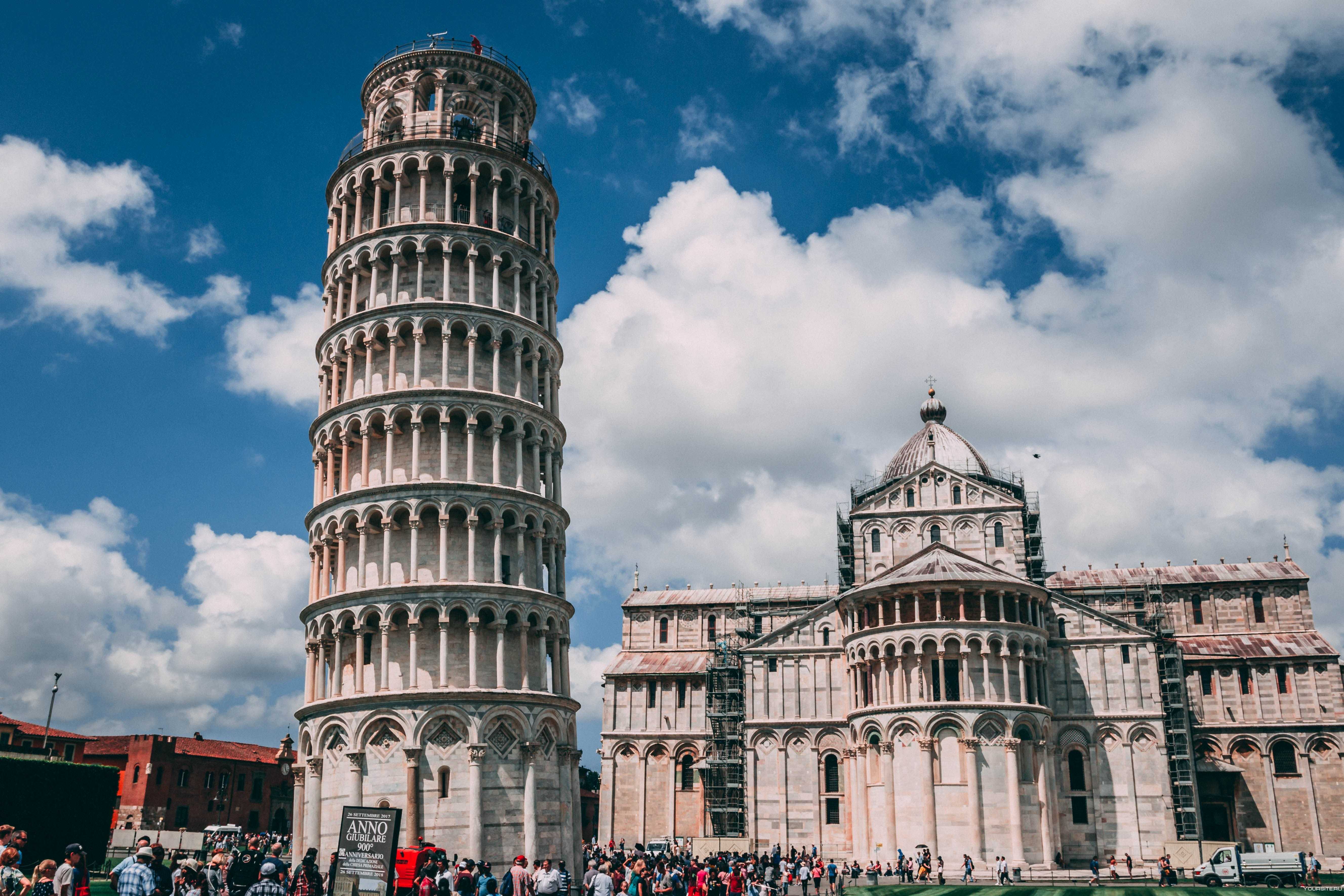 Какая башня самая старая. Пизанская башня Италия. Достопримечательности Италии Пизанская башня. Пизанская башня (Пиза, Италия). Пизанская башня в древнем Риме.