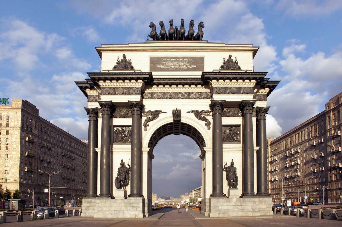 московская триумфальная арка в санкт петербурге